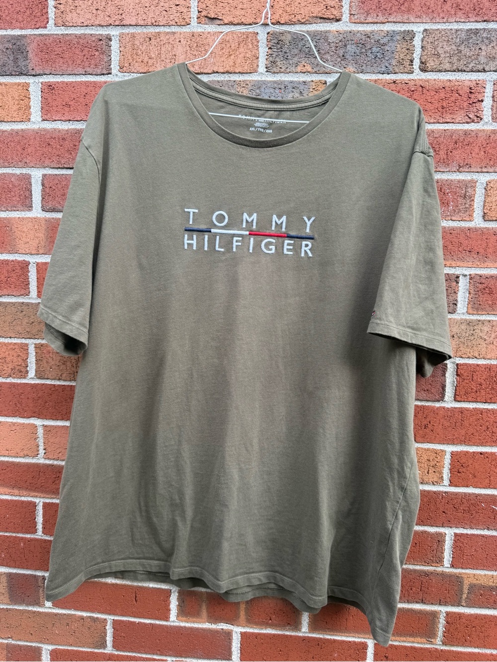 Tommy Hilfiger Men's XXL Olive Green 100% Cotton Embroidered Logo T-Shirt
